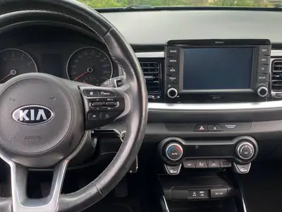 Kia Stonic 1.0 T-GDi — Petit SUV dynamique, économe et bien équipé — Miniature 15