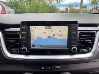 Kia Stonic 1.0 T-GDi — Petit SUV dynamique, économe et bien équipé — Miniature 19