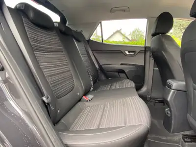 Kia Stonic 1.0 T-GDi — Petit SUV dynamique, économe et bien équipé — Miniature 26