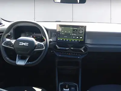 Dacia Duster 1.2 Hybrid Journey 4WD — SUV polyvalent, motorisation hybride économe — Miniatura 13