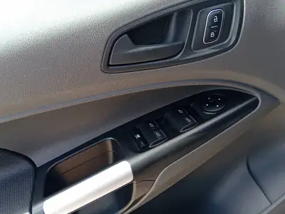 Ford Tourneo Connect Grand 7 places — Monospace familial fiable, faible kilométrage — Miniatura 10