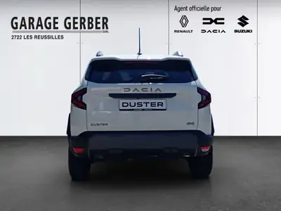 Dacia Duster 1.2 TCe Extreme 4WD — SUV robuste, transmission manuelle, 2000 km seulement — dettaglio