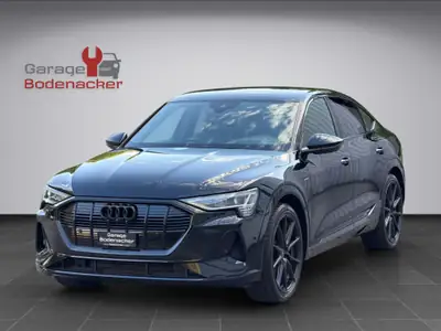 Audi e-tron 55 Sportback S Line — SUV électrique premium, 408 ch, design black intégral — arrière
