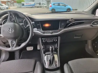 Opel Astra 1.6 T 200 ch OPC Line — Compacte sportive, historique d'entretien impeccable — Miniatur 16
