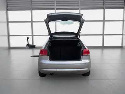 Audi A3 1.6 Ambiente 2004 — Berline compacte automatique, entretien impeccable — Miniature 15