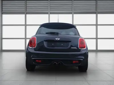 MINI Cooper S Steptronic — Citadine dynamique automatique, entretien exemplaire — tableau de bord