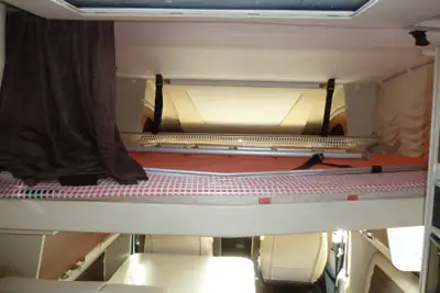 Fiat Ducato Wohnmobil — Camping-car diesel 2015, 53'000 km, sans sinistre — Miniatura 8
