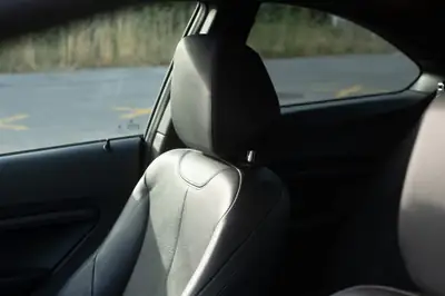 BMW M235i xDrive — Coupé sportif 326 ch, transmission intégrale, faible kilométrage — Miniature 12