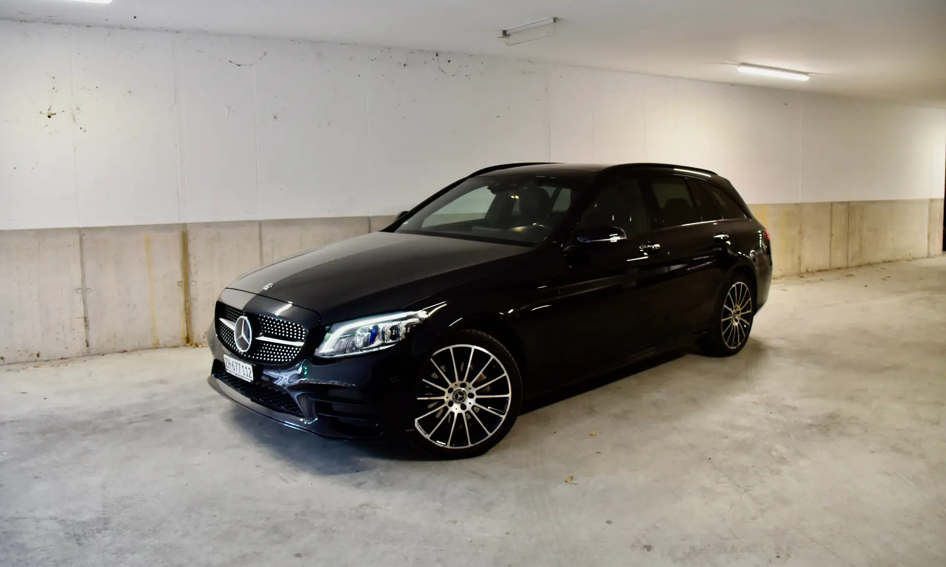 Mercedes-Benz C 200 Estate AMG Line — Break sportif hybride, 93 000 km, état impeccable — Außenansicht
