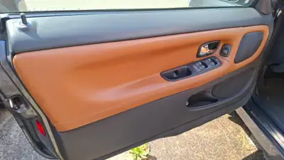 Volvo C70 Cabriolet 2005 — Élégance scandinave et plaisir de conduite décapotable — Miniatura 12
