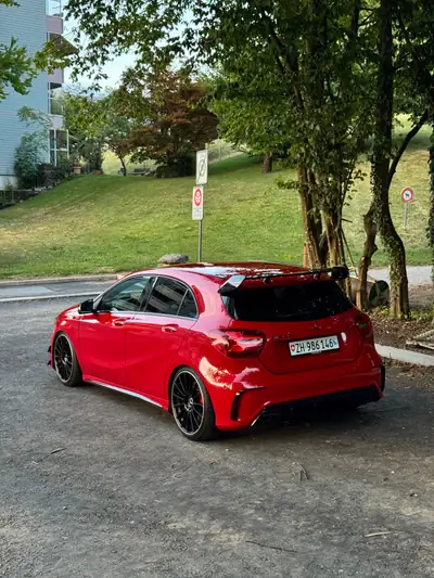 Mercedes-AMG A 45 4MATIC — Berline sport 381 ch, 4WD intégral — rear view
