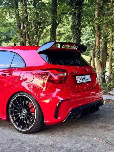 Mercedes-AMG A 45 4MATIC — Berline sport 381 ch, 4WD intégral — interior