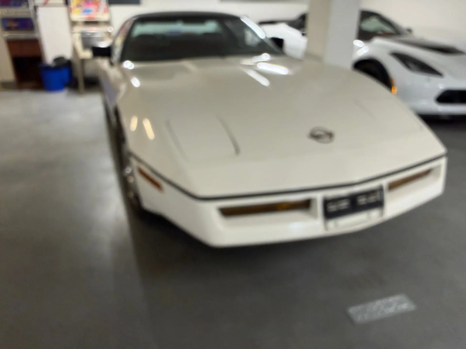 Chevrolet Corvette 1985 occasion Hinwil — 4