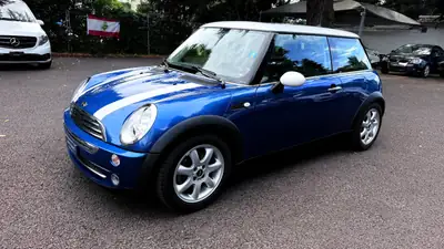 MINI Cooper 2006 — Petite citadine iconique, 83'000 km, entretien irréprochable — côté