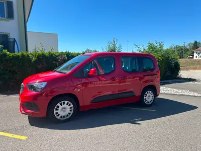 Opel Combo 1.5 D Enjoy — Utilitaire compact diesel robuste, 121 500 km — vista esterna