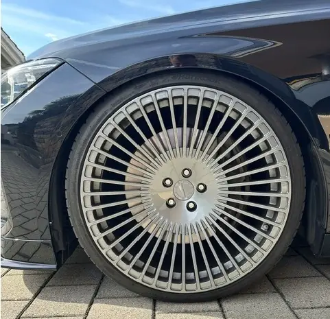 BMW 750 2019 occasion Galgenen — 3