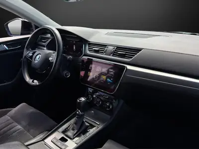 Skoda Superb Combi 2.0 TDi 150 PS — Break spacieux, diesel économique, fraîchement révisé — Miniature 10