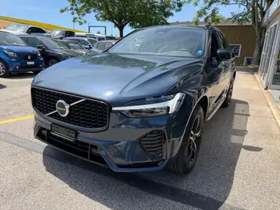 Volvo XC60 B4 Diesel Mild Hybrid AWD — SUV premium, traction intégrale et motorisation hybride douce — côté