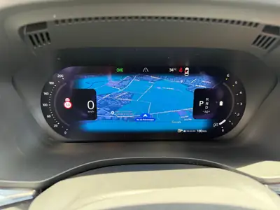 Volvo XC60 B4 Diesel Mild Hybrid AWD — SUV premium, traction intégrale et motorisation hybride douce — Miniature 7