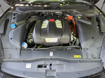 Porsche Cayenne S E-Hybrid Platinum Edition — SUV rechargeable haute performance, 52'000 km — Thumbnail 18