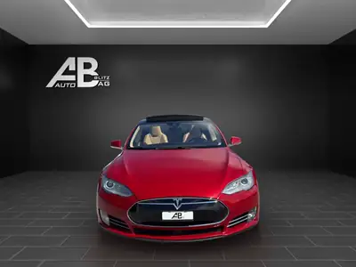 Tesla Model S 85 D — Berline électrique haute performance 772 ch, full options — vue extérieure