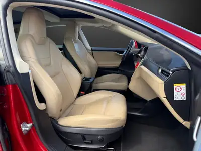 Tesla Model S 85 D — Berline électrique haute performance 772 ch, full options — Miniature 9