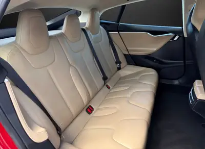 Tesla Model S 85 D — Berline électrique haute performance 772 ch, full options — Miniature 12