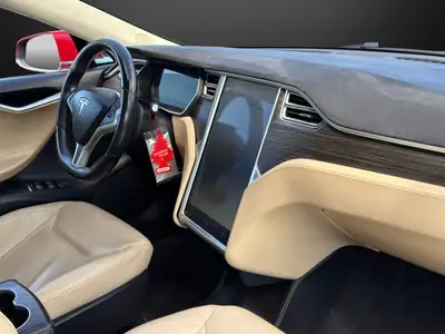 Tesla Model S 85 D — Berline électrique haute performance 772 ch, full options — Miniature 10
