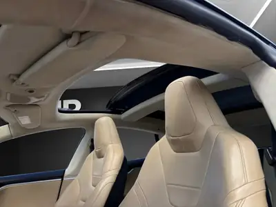 Tesla Model S 85 D — Berline électrique haute performance 772 ch, full options — Miniature 13