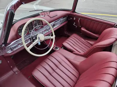 Mercedes-Benz 300 SL Roadster 1961 — Légende automobile, 20 800 km seulement — Miniature 8