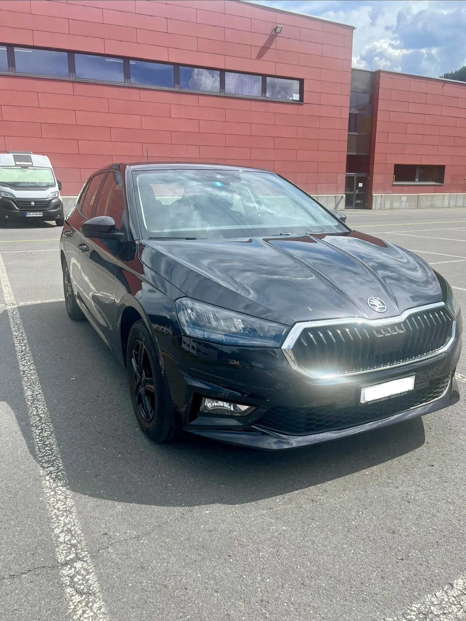 SKODA FABIA 1.0 MPI — Citadine fiable, faible kilométrage et garantie constructeur