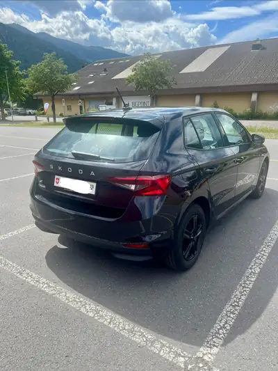 SKODA FABIA 1.0 MPI — Citadine fiable, faible kilométrage et garantie constructeur — détail