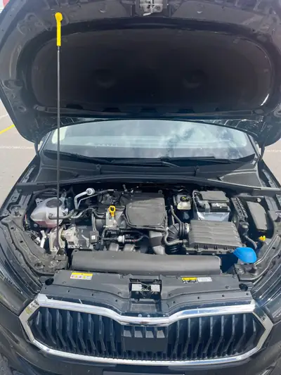 SKODA FABIA 1.0 MPI — Citadine fiable, faible kilométrage et garantie constructeur — Miniature 8