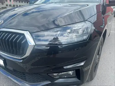 SKODA FABIA 1.0 MPI — Citadine fiable, faible kilométrage et garantie constructeur — Miniature 17