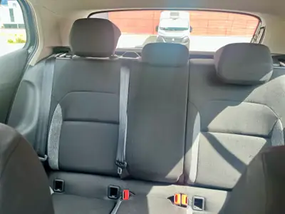 SKODA FABIA 1.0 MPI — Citadine fiable, faible kilométrage et garantie constructeur — Miniature 16