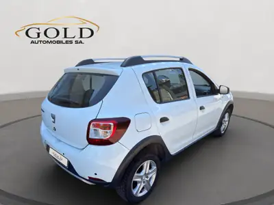 Dacia Sandero TCe 90 Stepway Lauréate — Citadine polyvalente, entretien à jour et sans sinistre — côté