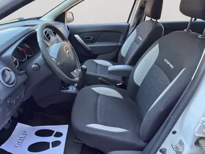 Dacia Sandero TCe 90 Stepway Lauréate — Citadine polyvalente, entretien à jour et sans sinistre — détail