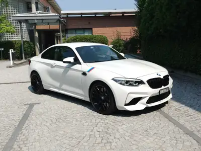 BMW M2 Competition 2020 — Coupé sportif 410 ch, kilométrage maîtrisé — Innenraum