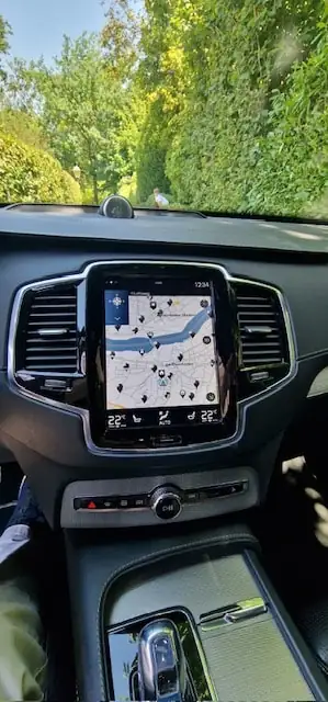 Volvo XC90 2.0 T8 R-Design — SUV 7 places hybride rechargeable, 155'000 km — detail