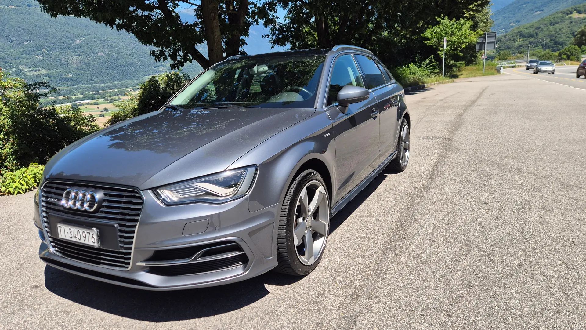 Audi A3 1.4 E-Tron Ambition — Hybride mild, économie et fiabilité German — Außenansicht