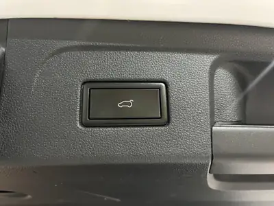 VW Touran 1.8 TSI R-Line — Monospace 7 places, motorisation performante, garantie 24 mois — Thumbnail 22