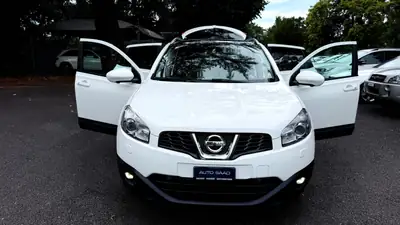 Nissan Qashqai 2.0 dCi 4WD Tekna — SUV complet, 4 roues motrices, boîte auto — Miniature 13