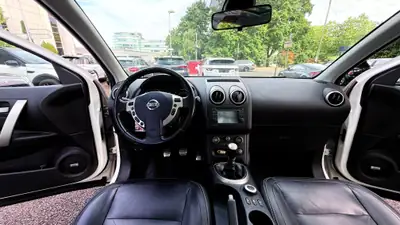 Nissan Qashqai +2 2.0 4WD — SUV 7 places robuste, traction intégrale, sans accident — Miniature 9