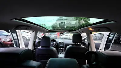 Nissan Qashqai +2 2.0 4WD — SUV 7 places robuste, traction intégrale, sans accident — Miniature 8