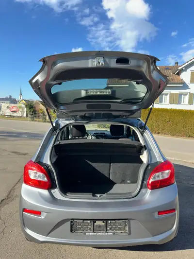 Mitsubishi Space Star 1.2 MIVEC Style — Citadine polyvalente, 44 000 km seulement — Detail