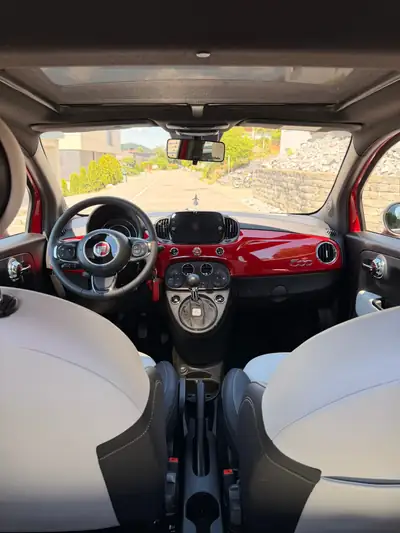 Fiat 500 1.0 Hybrid Dolcevita — Citadine urbaine hybride, 47'000 km seulement — Miniatur 11