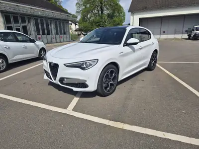 Alfa Romeo Stelvio Veloce 2.2 JTDM Q4 — SUV diesel robuste, première main, sans accident — Seitenansicht