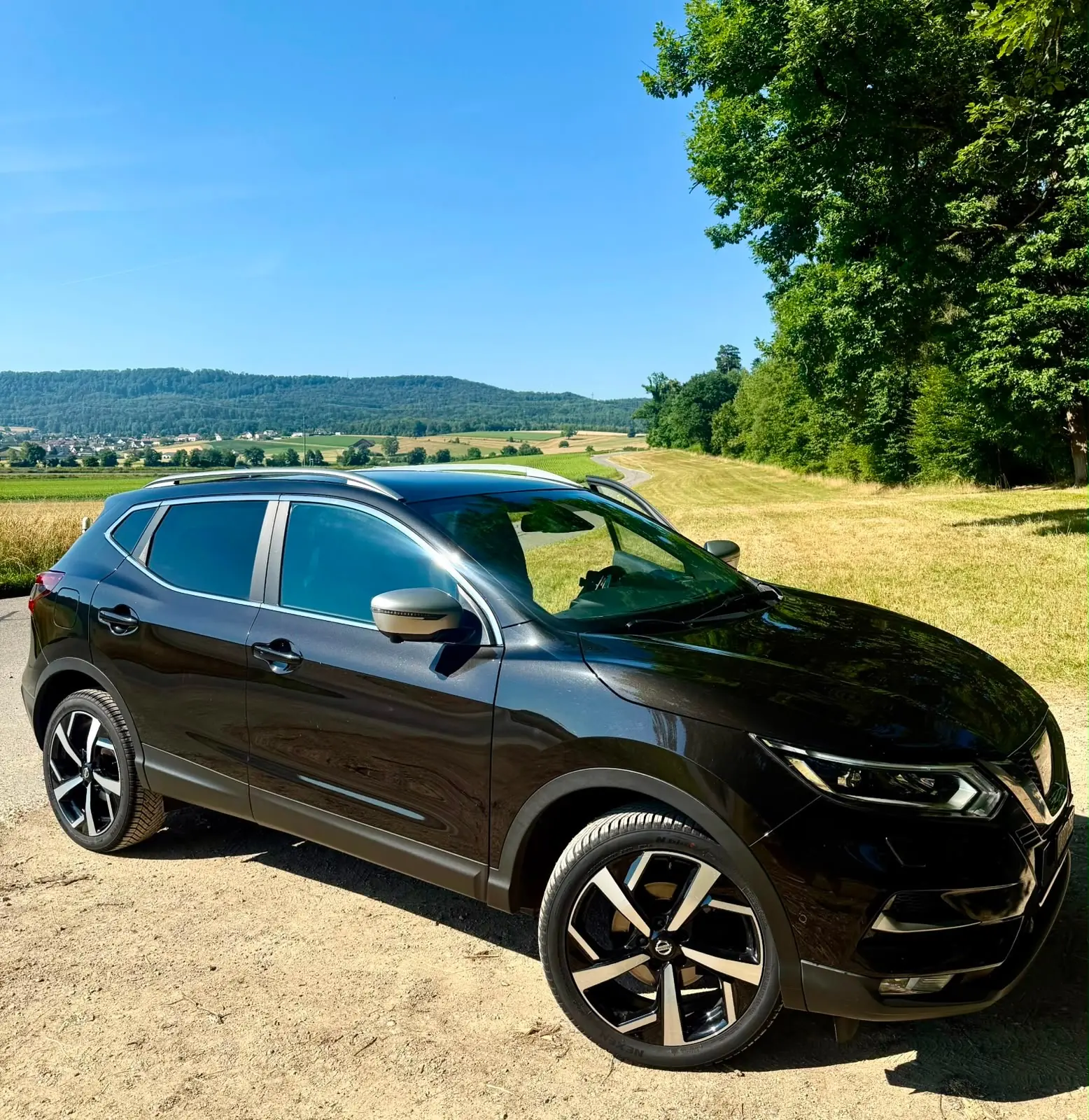 Nissan Qashqai 1.6 dCi Tekna+ 4x4 — SUV robuste, tout-terrain fiable, état impeccable