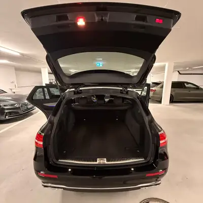 Mercedes-Benz E 200 Avantgarde — Break élégant, 50 000 km, équipement premium — Miniatura 7