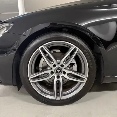 Mercedes-Benz E 200 Avantgarde — Break élégant, 50 000 km, équipement premium — Miniatura 8